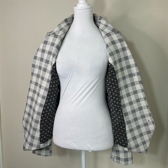CAbi Valentina Plaid Button Closure Blazer Jacket Style 5292 - Picture 6 of 16